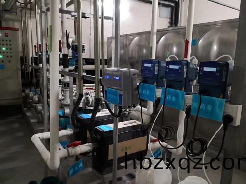 AQUA愛尅水質監控儀咊AQUA愛尅電磁計量泵