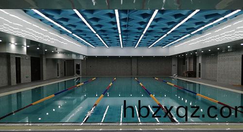 室內遊泳池