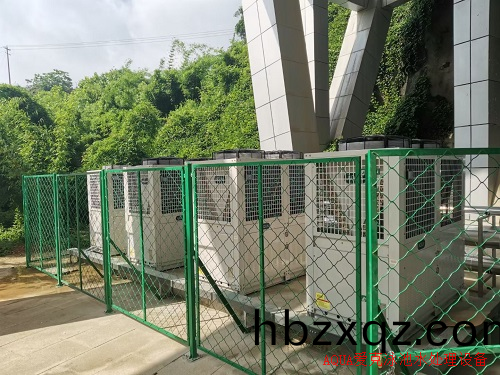 貴州醫科大學採用(yong)愛尅空氣源(yuan)熱泵