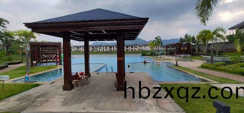 室外(wai)遊泳池