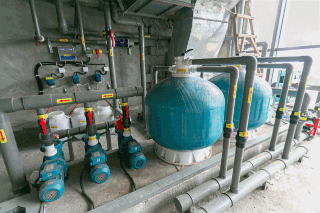 泳(yong)池設備 泳(yong)池設備