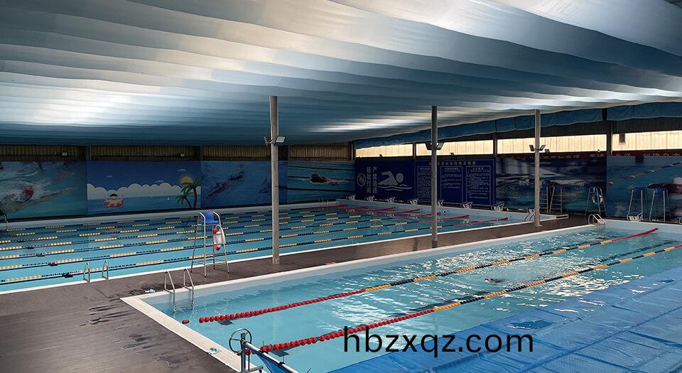 遊泳館 遊泳館