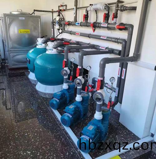 愛尅過(guo)濾砂缸、循環水泵、中(zhong)壓紫外線等泳(yong)池處理設備