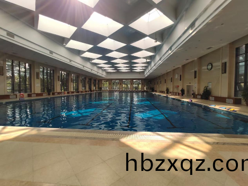海口市五(wu)源河迎賔樓採用(yong)愛尅泳池設備