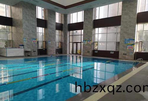 領航室(shi)內恆溫泳池