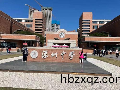 深圳中(zhong)學採(cai)用愛(ai)尅泳池設(she)備