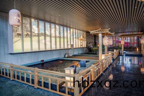 泡(pao)池採用愛尅泳池設備