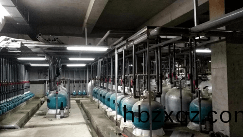 泳池水處(chu)理設備之(zhi)過濾砂(sha)缸、循環(huan)水(shui)泵