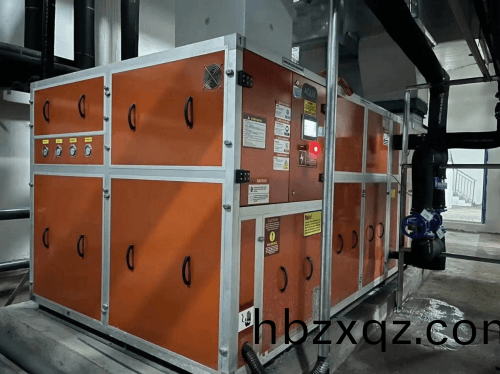 三集一(yi)體恆溫除濕熱泵