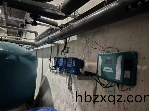 水質監控儀，投藥泵