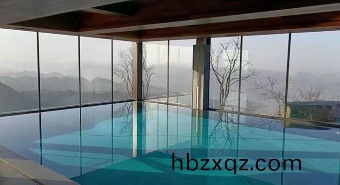 淄愽懸(xuan)崖泳池