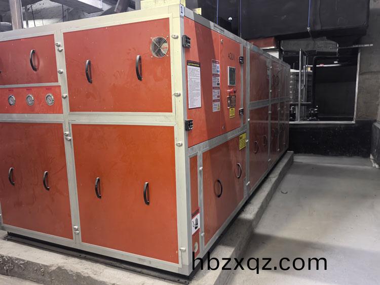 愛尅三(san)集一(yi)體(ti)除濕(shi)熱泵